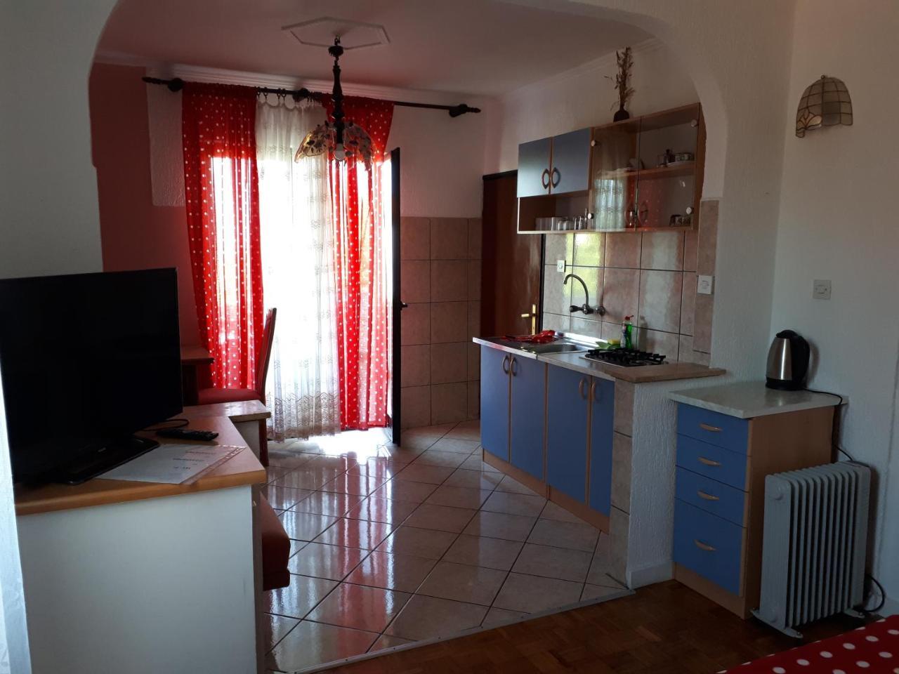 Apartments Vila Ida فانتاسيسي المظهر الخارجي الصورة