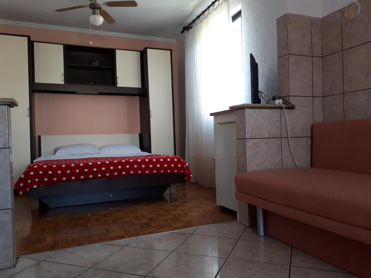 Apartments Vila Ida فانتاسيسي المظهر الخارجي الصورة